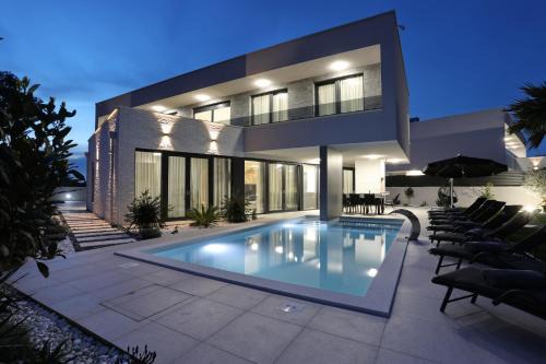 Zaton Villa | Luxury Villa 033 with heated pool
