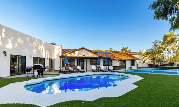 Santiago Casa | Excelente ubicación de eventos ★ Estilo de hotel ★ Bañera de hidromasaje