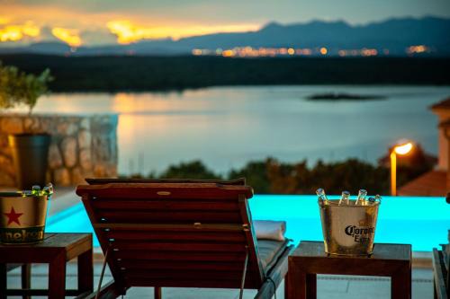 Klimno Apartamento | Luxury Villa Allen with Pool