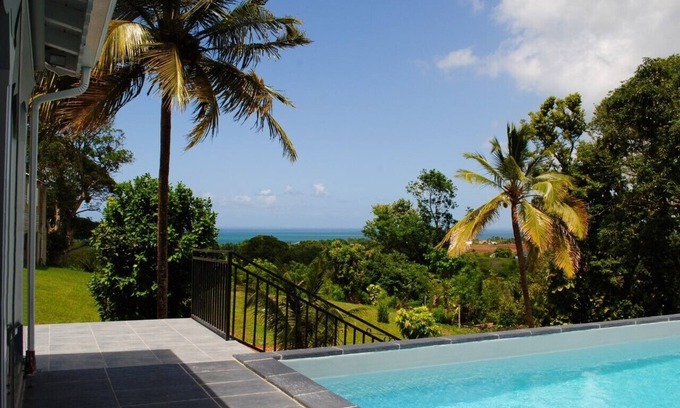 Duzer Villa | Villa de lujo entre Deshaies y Ste Rose, piscina privada, vistas al mar y a la montaña