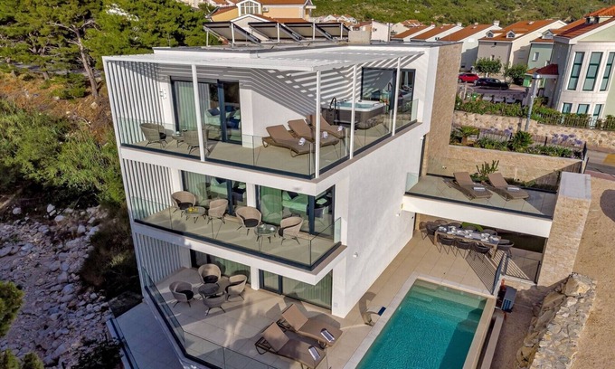 Promajna Villa | Villa de lujo Delight II con piscina privada climatizada, sauna, gimnasio y jacuzzi en Promajna - Baska Voda