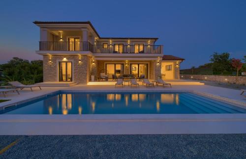Vrh Villa | Luxury Villa Harmony with heated pool and seaview