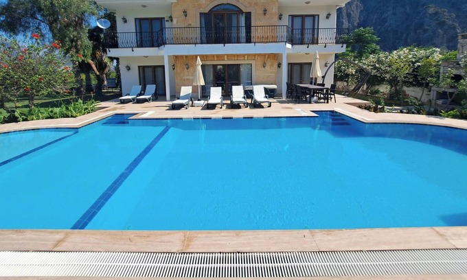 Dalyan Villa | Villa De Lujo En idÃ³lica Rural Ubicación
