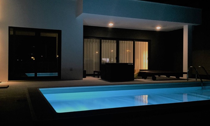 Famalicao Villa | Villa de lujo con piscina privada cerca de Nazaré