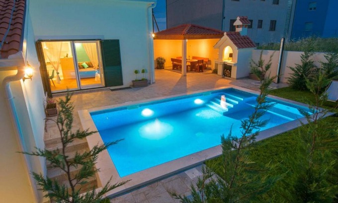 Mravince Villa | Luxury Villa Vision