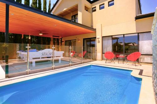 Munster Casa | Luxury Villa W Pool & Spa 5 BEDROOMS
