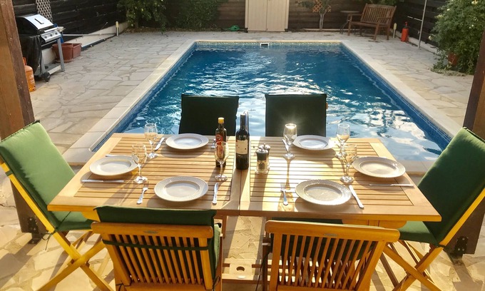 Pissouri Villa | Villa de lujo con piscina privada, cerca de tabernas / golf / deportes acuáticos / centro de equitación