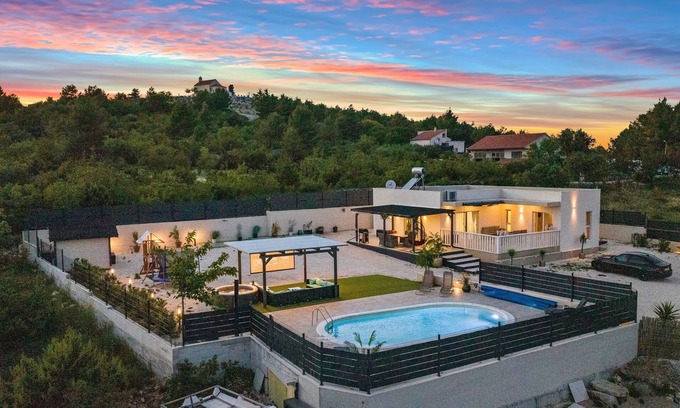 Bilice Casa | Villa de lujo con piscina Sibenik (K-21484)