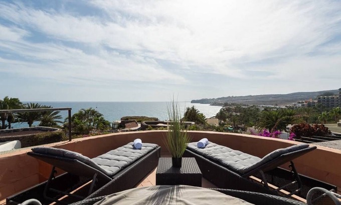 Tarajalillo Villa | Impresionante villa / casa de playa (vista) directamente en el mar, WIFI