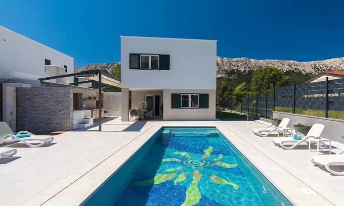 Jurandvor Villa | Villa Aurora with swimming pool and jacuzzi