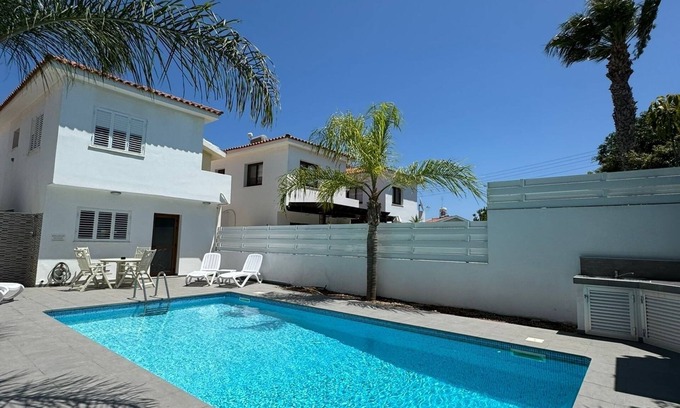 Cape Greko Villa | Villa de lujo con piscina privada y vistas al mar últimas ofertas disponibles disponibles