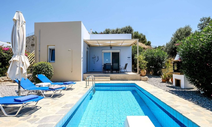 Loutra Villa | Villa de lujo con piscina privada en Creta (Rethymnon), terraza y vista al mar