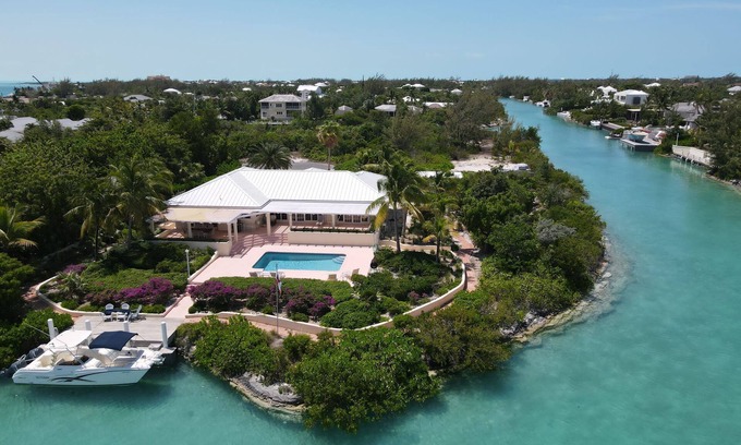 Leeward Settlement Villa | Luxury Water Front Villa with Housekeeping