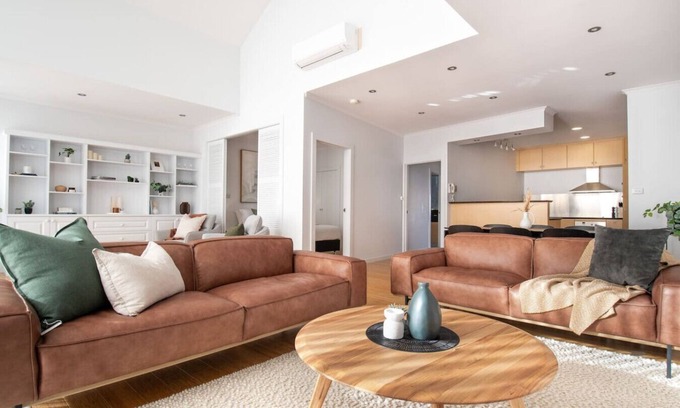 Launceston CBD Apartamento | Luxury Waterfront Stay!