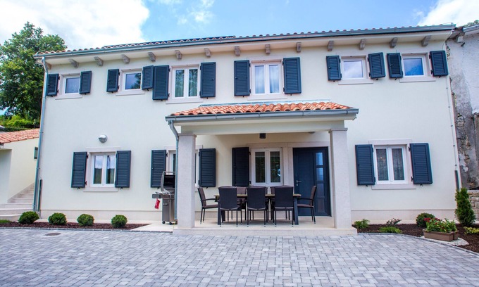 Lanisce Villa | Lujosa villa de bienestar en una zona tranquila del norte de Istria