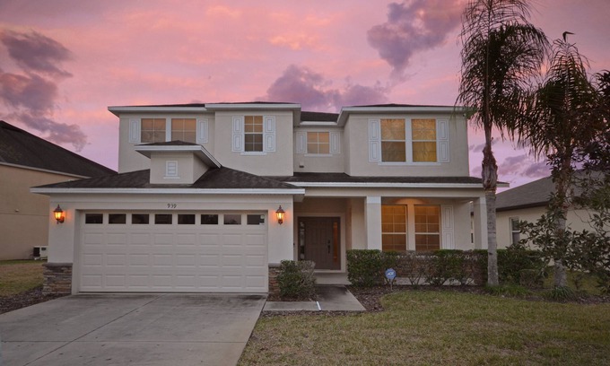 West Haven Casa | Luxury West Haven Villa Private Pool, Hot Tub, Games Room