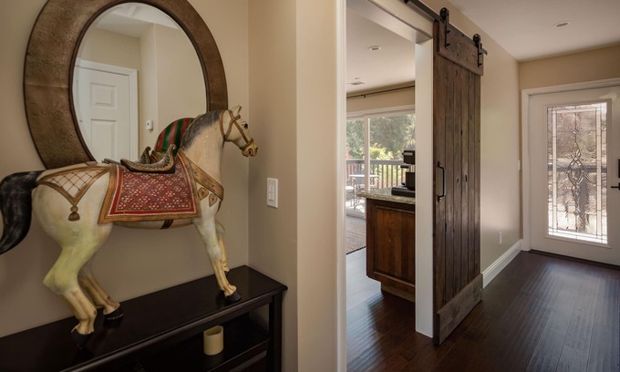 Atascadero Apartamento | Wine Country de lujo: exclusivo rústico y rural