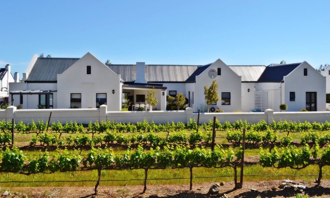 Trawal Casa | Casa de lujo de 4 dormitorios dentro de una granja de Cape Winelands en funcionamiento
