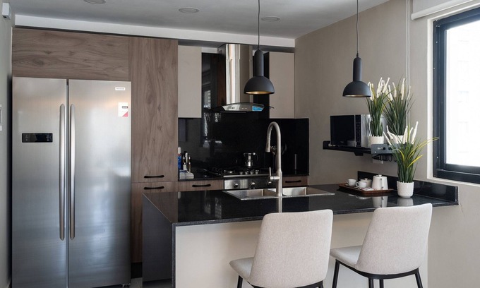 Serralles Condominio | LuxuryCityCenterApart-Pool-Gym-WiFi-A/C-YellowKey*
