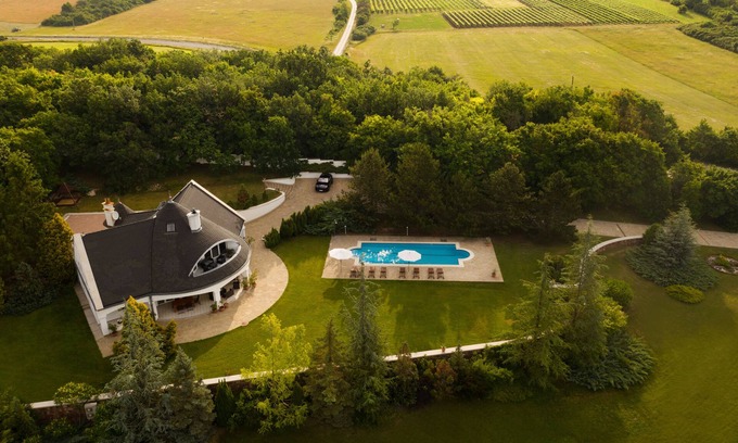Szentantalfa Villa | Villa familiar de lujo cerca del lago Balaton en la región de Balatonfüred