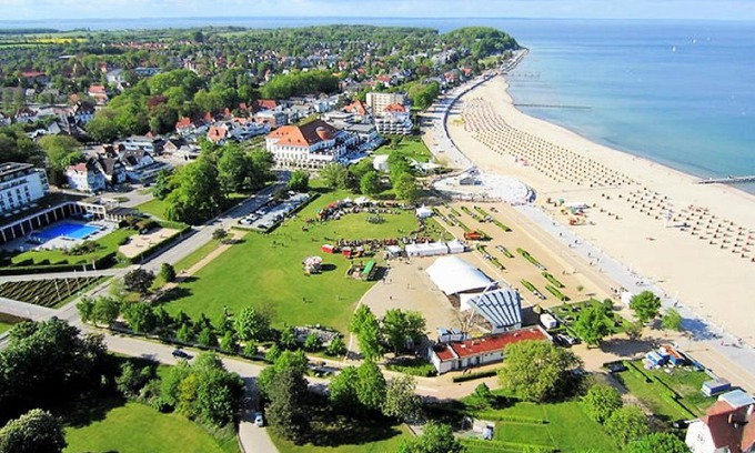 Alt-Travemunde/Ronnau Apartamento | Luxussuite 1A Meerblick, Maritim Residenz, 22er Stock, modernes Styling, am Strand