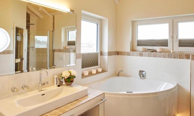 Bliesdorf Casa | Luxuswellnesshaus Meeresglitzern