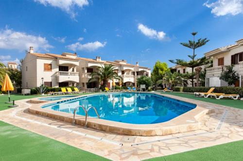 Cala Agulla Apartamento | Luxuswohnung Sylt