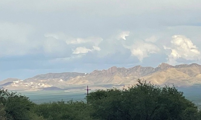 Villages of Green Valley Casa | Luz Del Sol our home in the sun! Mountain View! Single Level 2/2 w/ pool access!