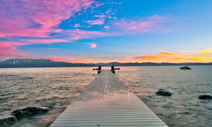 Skyland Casa | Lx 96 Tahoe lakefront Home of the Stars