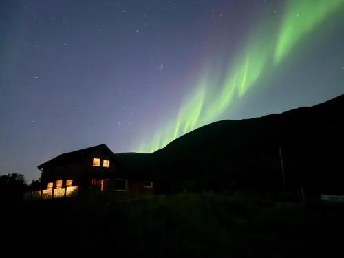 Lyngen Casa | Lyngen Biarnes- Nordreisa