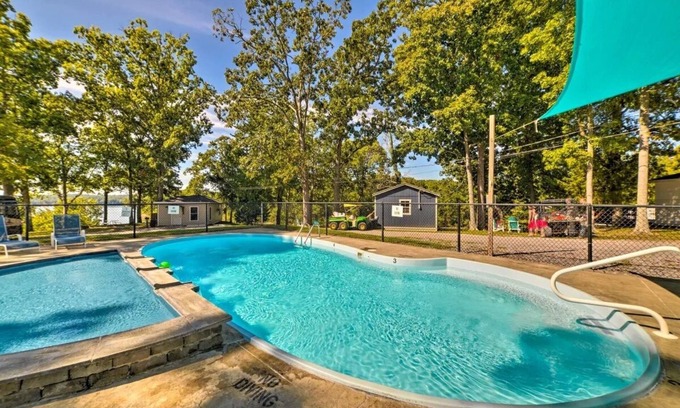 Almo Condominio | Lynnhurst Resort Family Retreat #16 - 4 Bedroom Sleeps 14!!