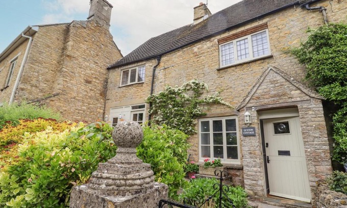Enstone Casa | Lynton Cottage