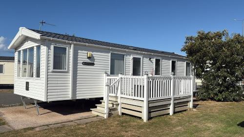 Rhyl Cabina | Lyons Robin Hood - 3 Bedroom Static Caravan