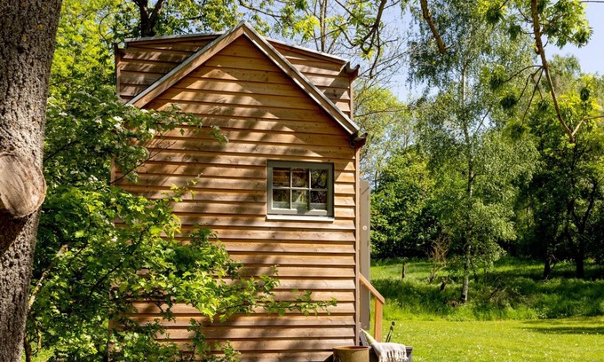 Calden Casa | Märchenhaftes Tiny Haus auf dem Historischen Gut Junkernhof in der Grimm Heimat