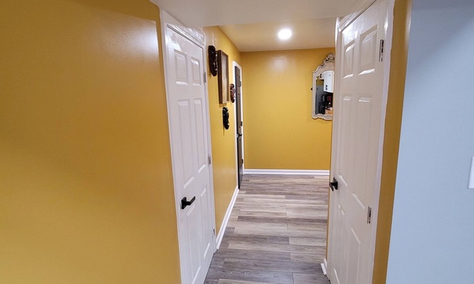 Garrisonville Casa | M&H Sweet Home is a very cozy place to relax and great area for vacation.