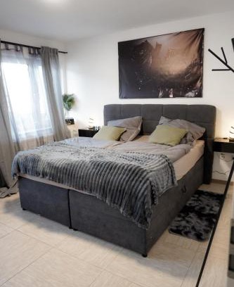 Dortmund City Centre Apartamento | M House Do Modernes Privatzimmer mit Balkon & Self Check-in