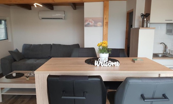 Balatonboglar Apartamento | M&M Apartment