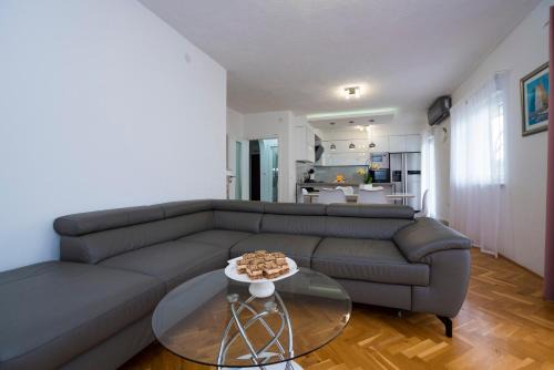 Kastel Gomilica Apartamento | M&M Pelivan apartment