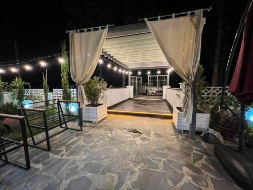 Tsilkani Casa | M town cotagge
