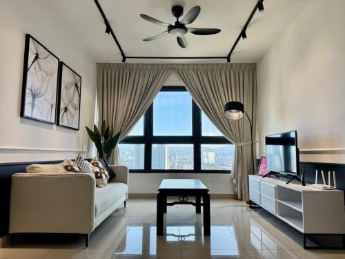 Taman Pertama Apartamento | M Vertica E33A10 l 4 Bedroom l 8 Pax