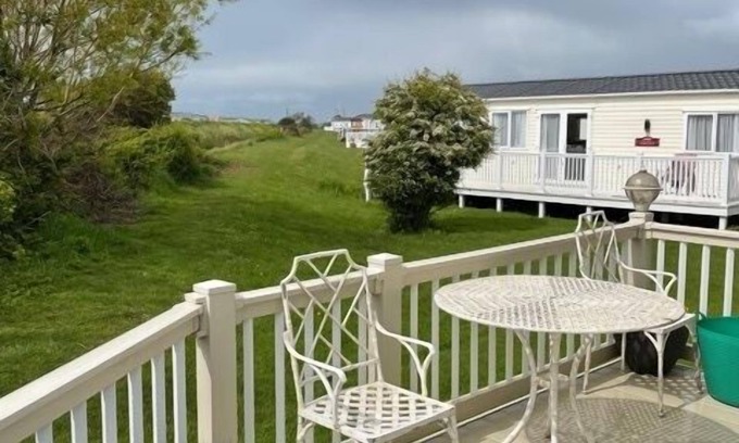 Camber Cabina | M672 - 6 Berth Luxury Lodge with veranda