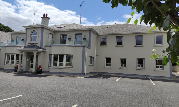 Navan Casa | Ma Dwyer's Guest Accommodation