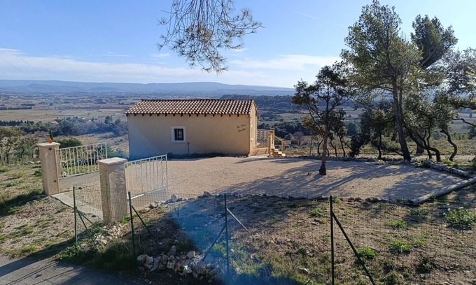 Saint-Hippolyte-le-Graveyron Cama Y Desayuno | Maison Ensoleillée, Grande Terrasse Avec vue Panoramique et Accès Piscine