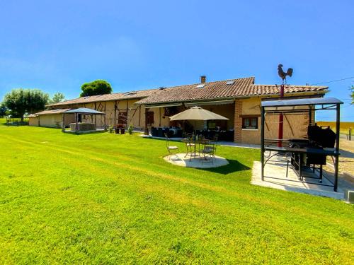 Chaveyriat Casa | Ma Longère Bressane