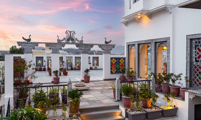 Shavri Colony Hotel | Maan Vilas By Stone Wood Udaipur
