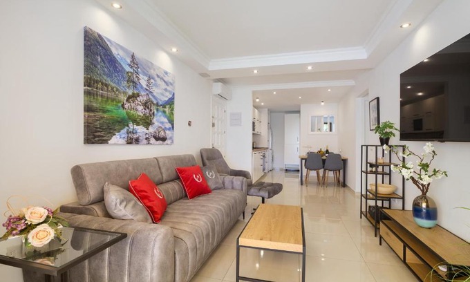San Eugenio Apartamento | MAapartmentsES Garden City