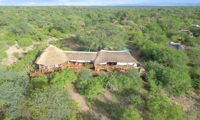 Idodi Cabina | Mabata Makali Lodge & Campsite
