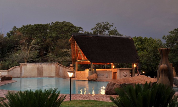 Leeupoort Cabina | Mabula Game Lodge