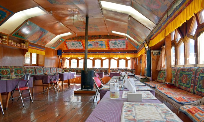 Machermo Cabina | Machermo Lodge & Bakery