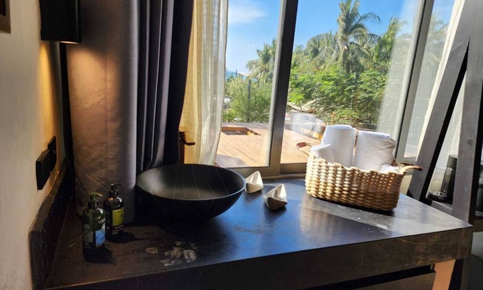 Barra de Colotepec Hotel | Macondo Arte Punta Zicatela
